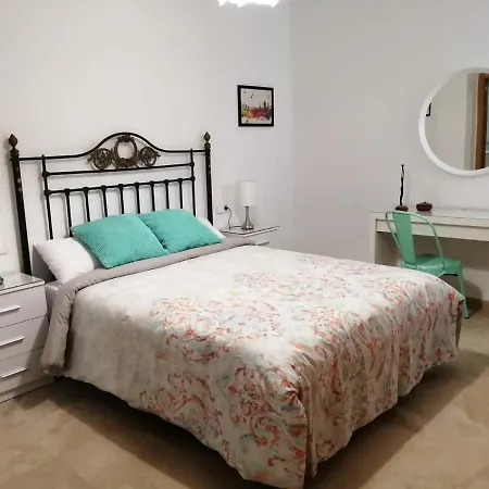 Casa Dulcinea. Precioso Atico En Plena Calle Ancha